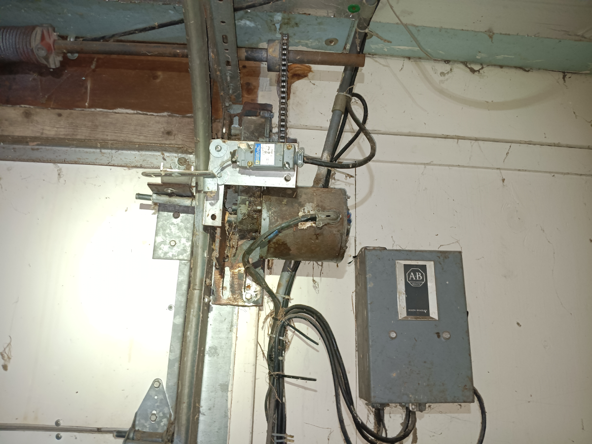 Garage Door Opener Repair in Mt. Pleasant Michigan